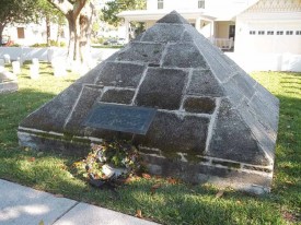 Dade Massacre monument in the form of a pyramid