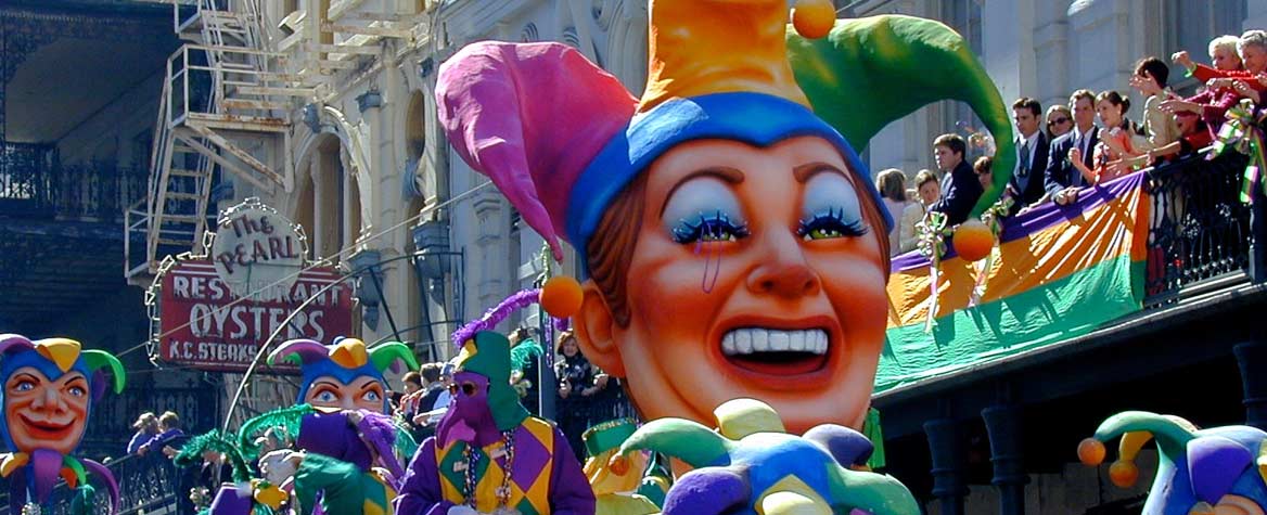 King’s Jester float on St. Charles Avenue, just before turning onto Canal Street, in the 2002 Rex parade.