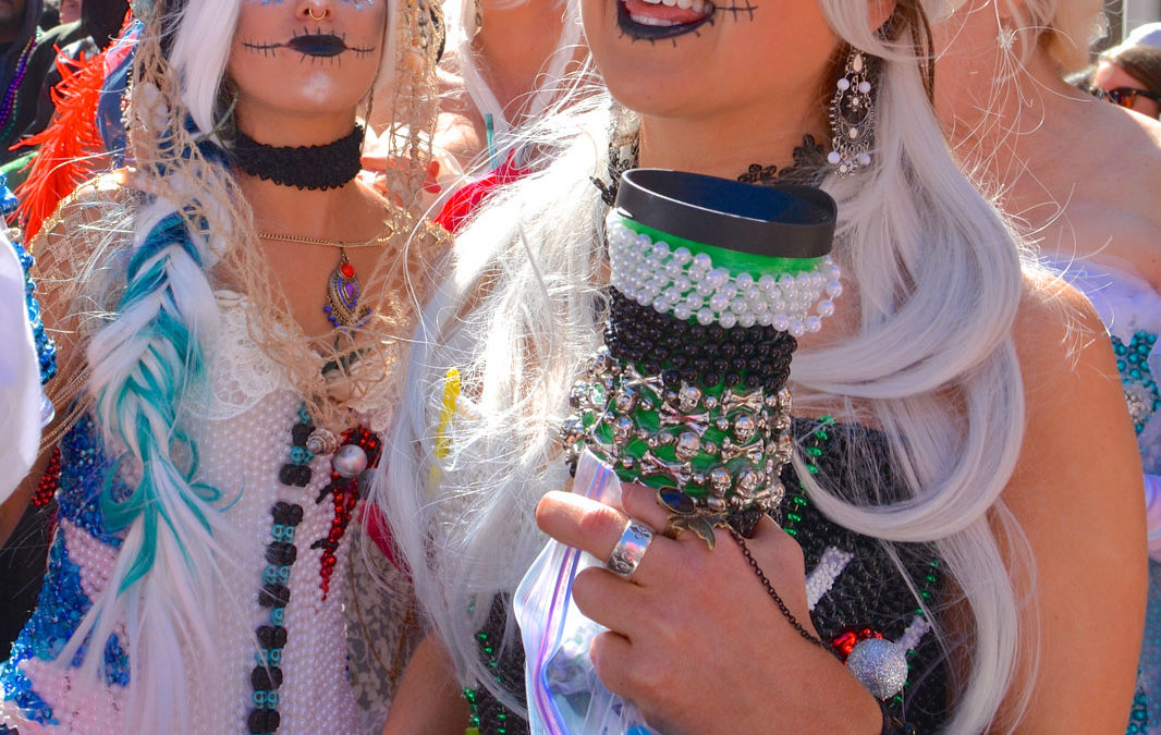 photo of pirate Diva at Mardi Gras 2015